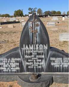 Headstone in New York before cleaning
